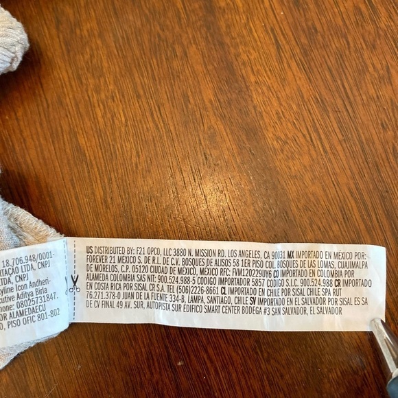 Forever 21 cream off the shoulder top size xl - Picture 4 of 6